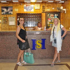Shady Hotel Luxor